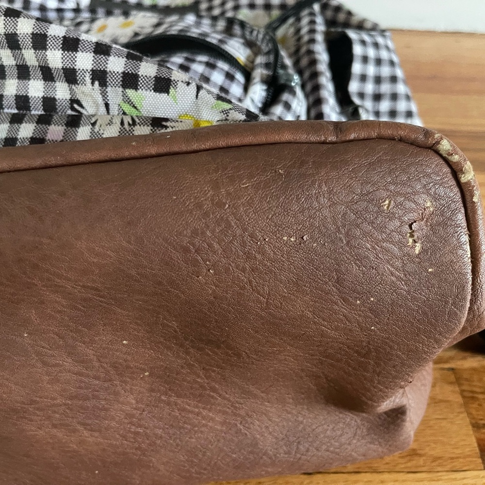 Trans by JanSport Checkered Backpack with Daisy Print Preloved - Picture 3 of 4